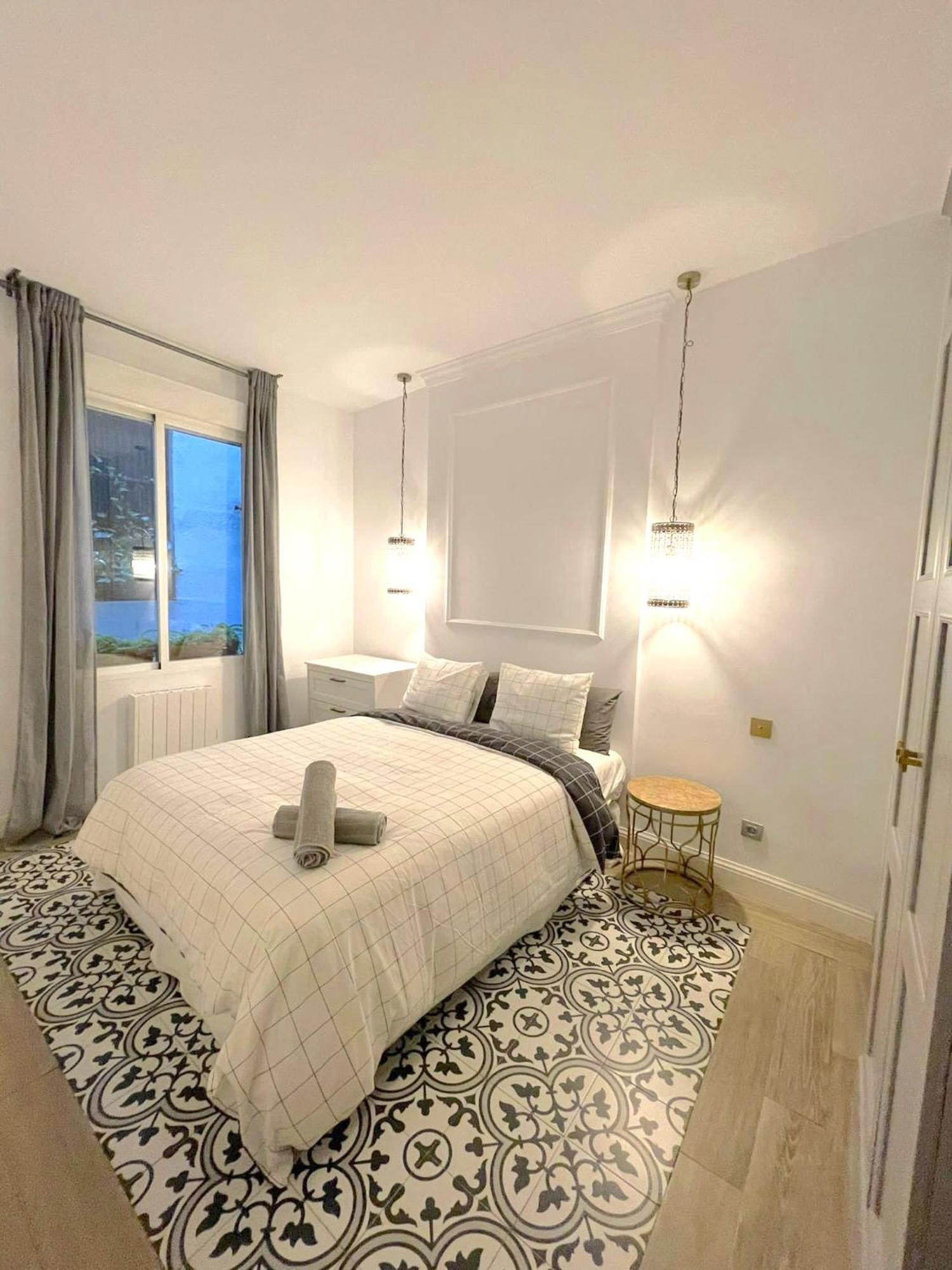 New Apartment In City-Center, Gran Via มาดริด ภายนอก รูปภาพ
